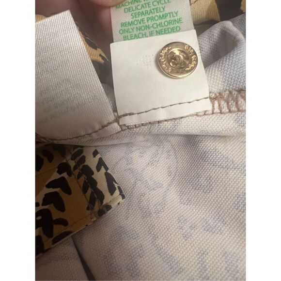 New Lilly Pulitzer Marlena Upf 50+ Button Down Rattan Walk On The Wild Side XL - Picture 8 of 9